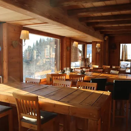 Panzió Le Schallern - Acces A Pieds Depuis Le Gaschney 3*