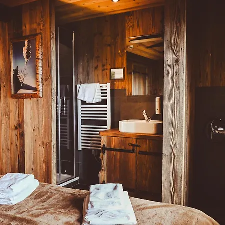 Le Schallern - Acces A Pieds Depuis Le Gaschney Bed & Breakfast *