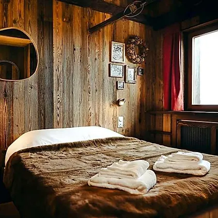 Le Schallern - Acces A Pieds Depuis Le Gaschney Bed & Breakfast 3*